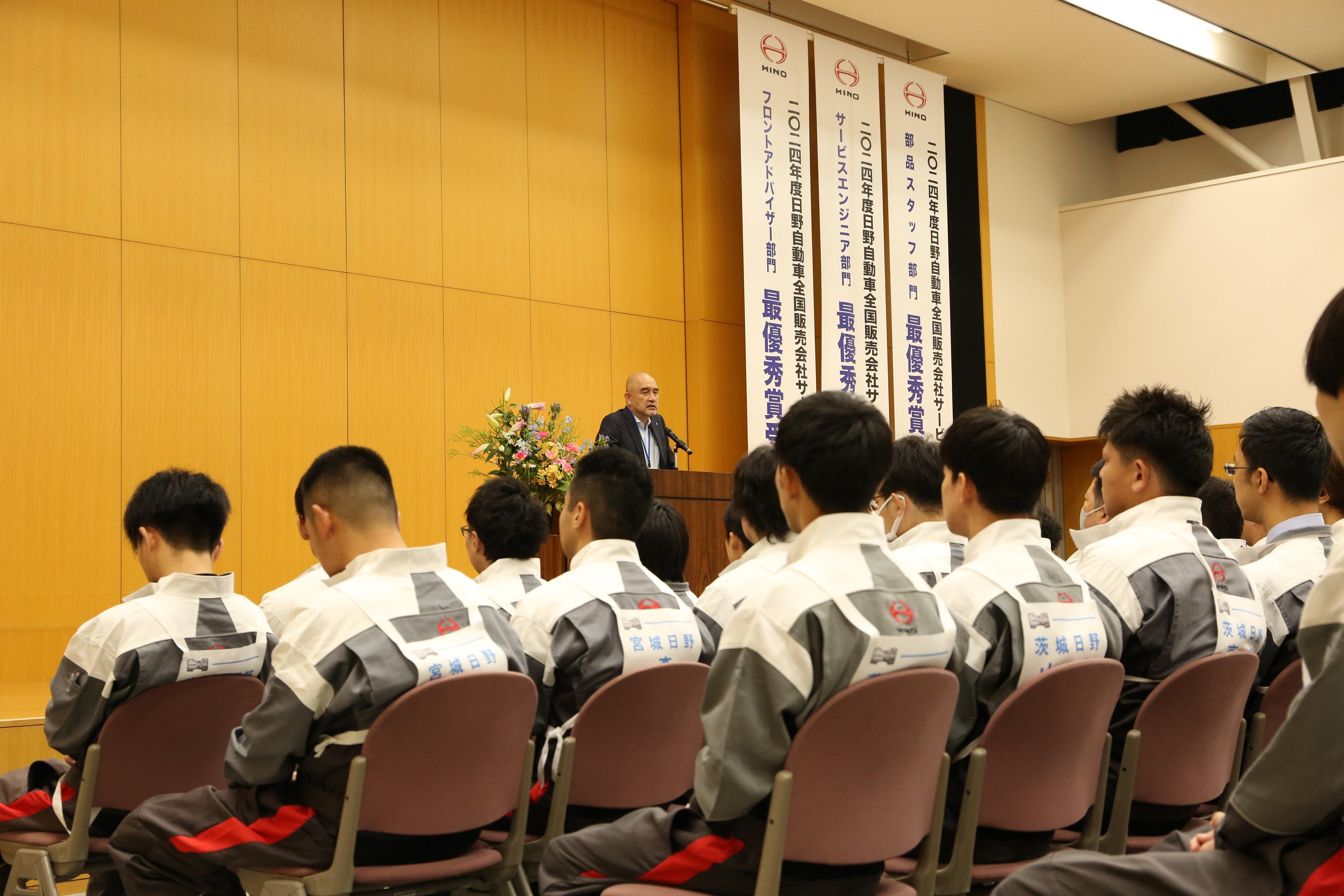 日野友輔 まとめ売り 2024年度日野自動車全国販売会社サービス技術コンクール 総合優勝は